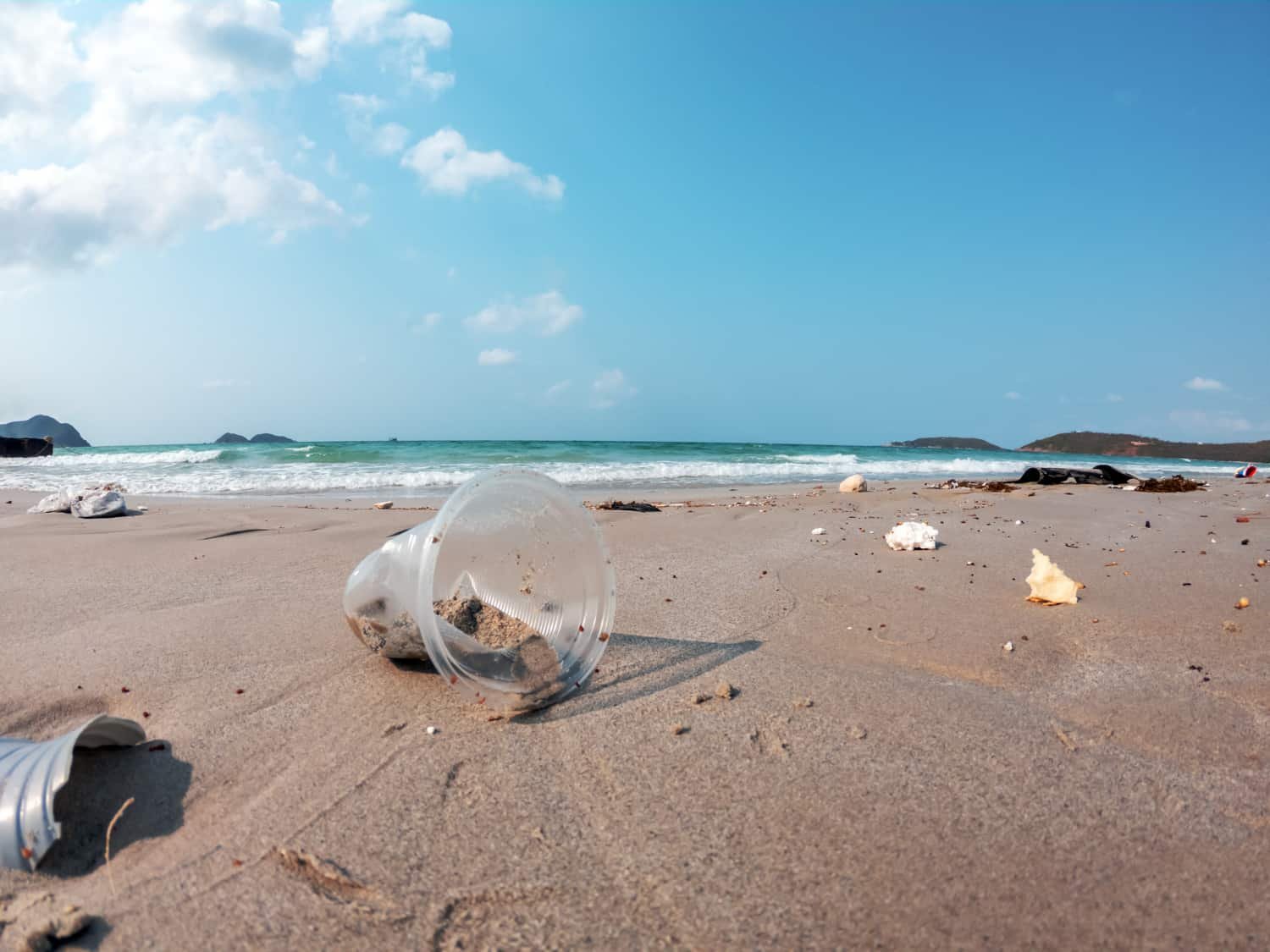 Contaminación plástica en la playa
